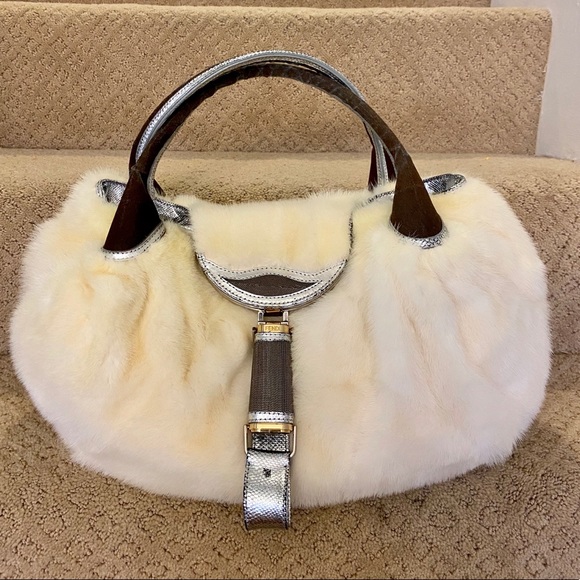 Authentic Fendi vintage fur spy - Picture 2 of 13